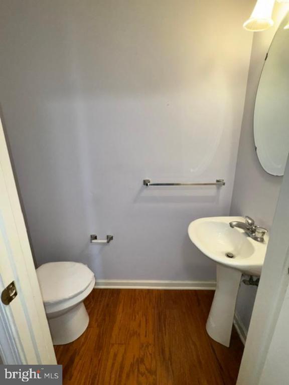 Building Photo - 202 Fox Trail