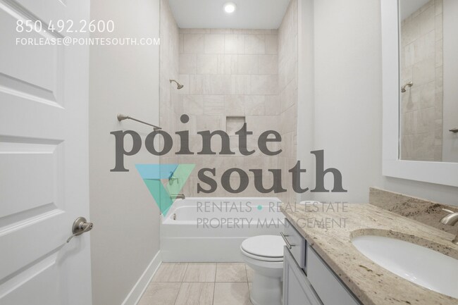 Building Photo - 26 E Pine Lands Lp