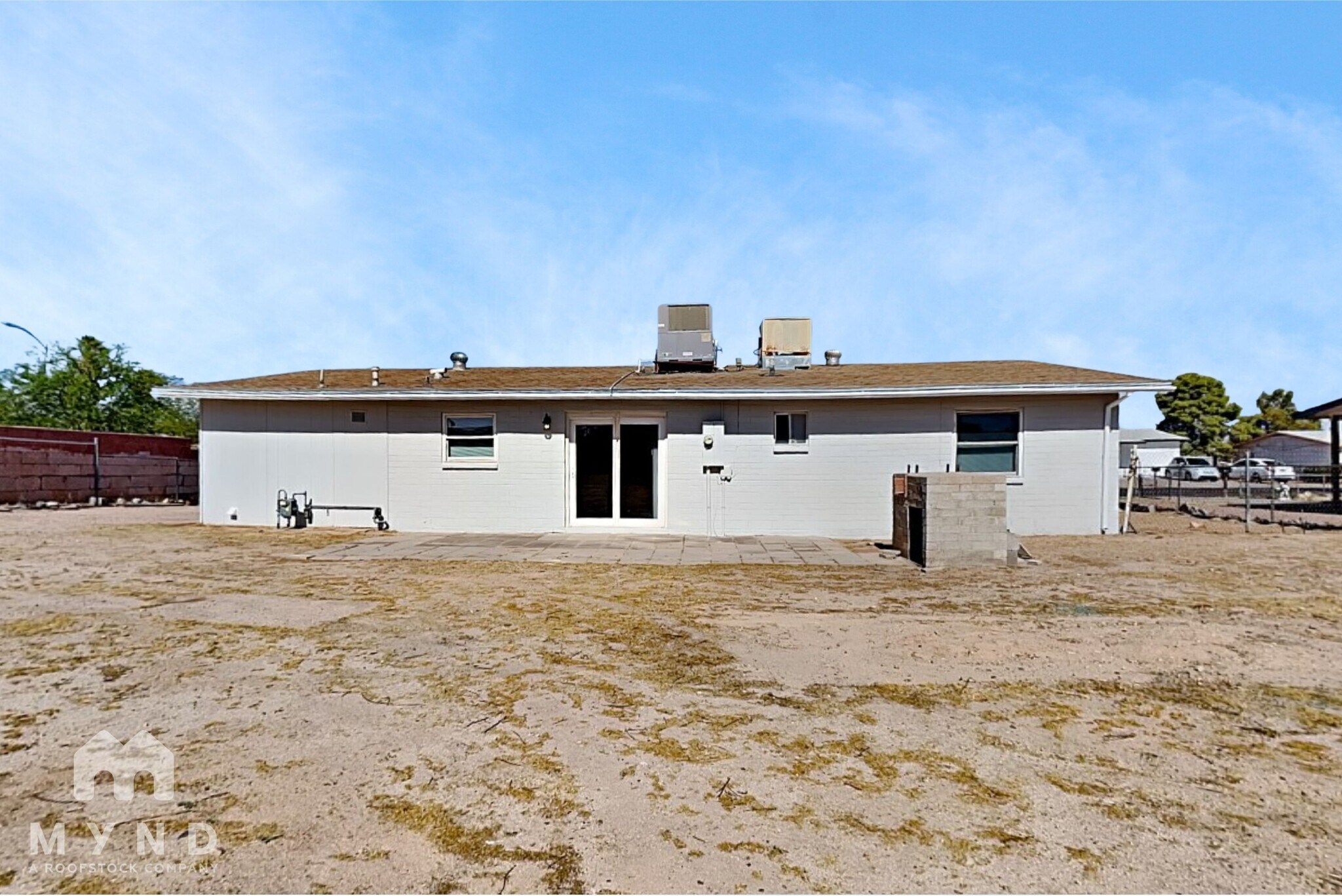 Building Photo - 10716 N Arapaho Dr