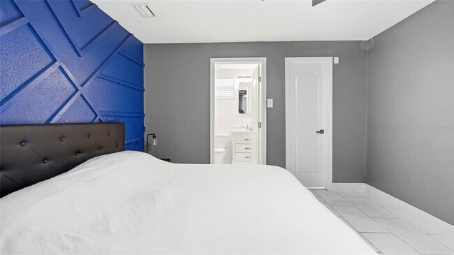 Building Photo - 1416 E Frierson Ave