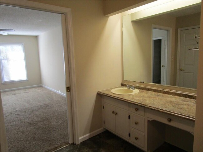 Building Photo - 2429 Thompson Mill Rd