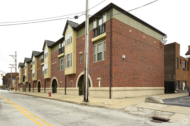 Building Photo - Montana Building