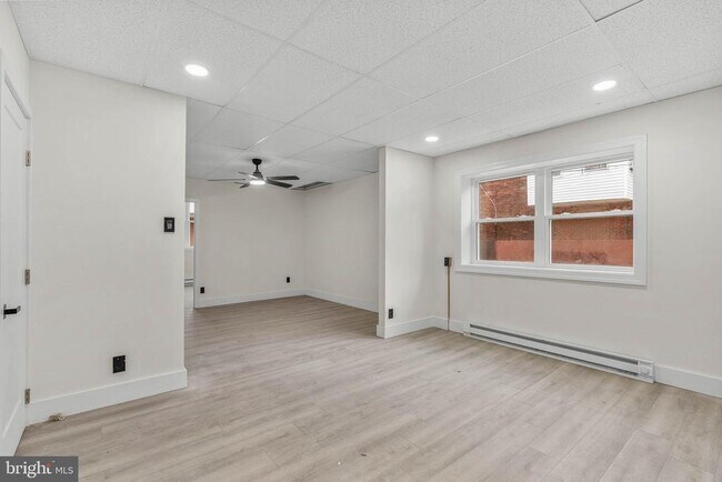 Building Photo - 1812 S 17th St