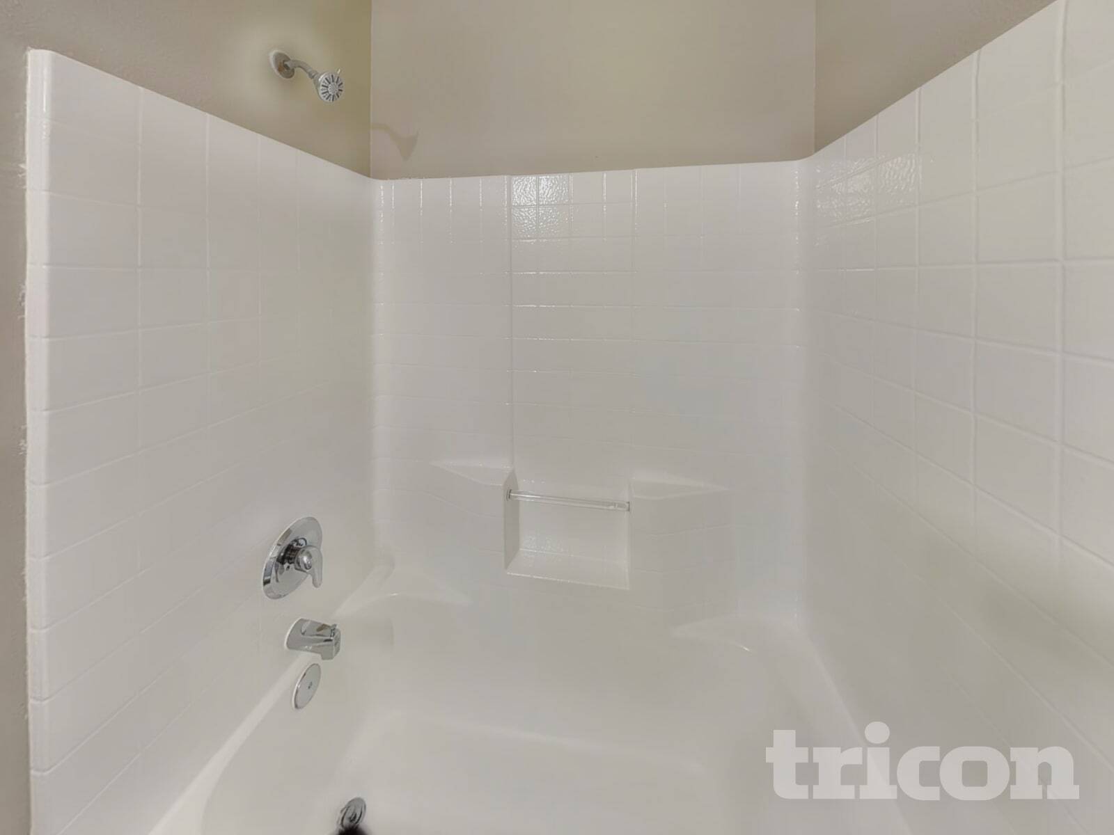 Building Photo - 223 Troy Ln