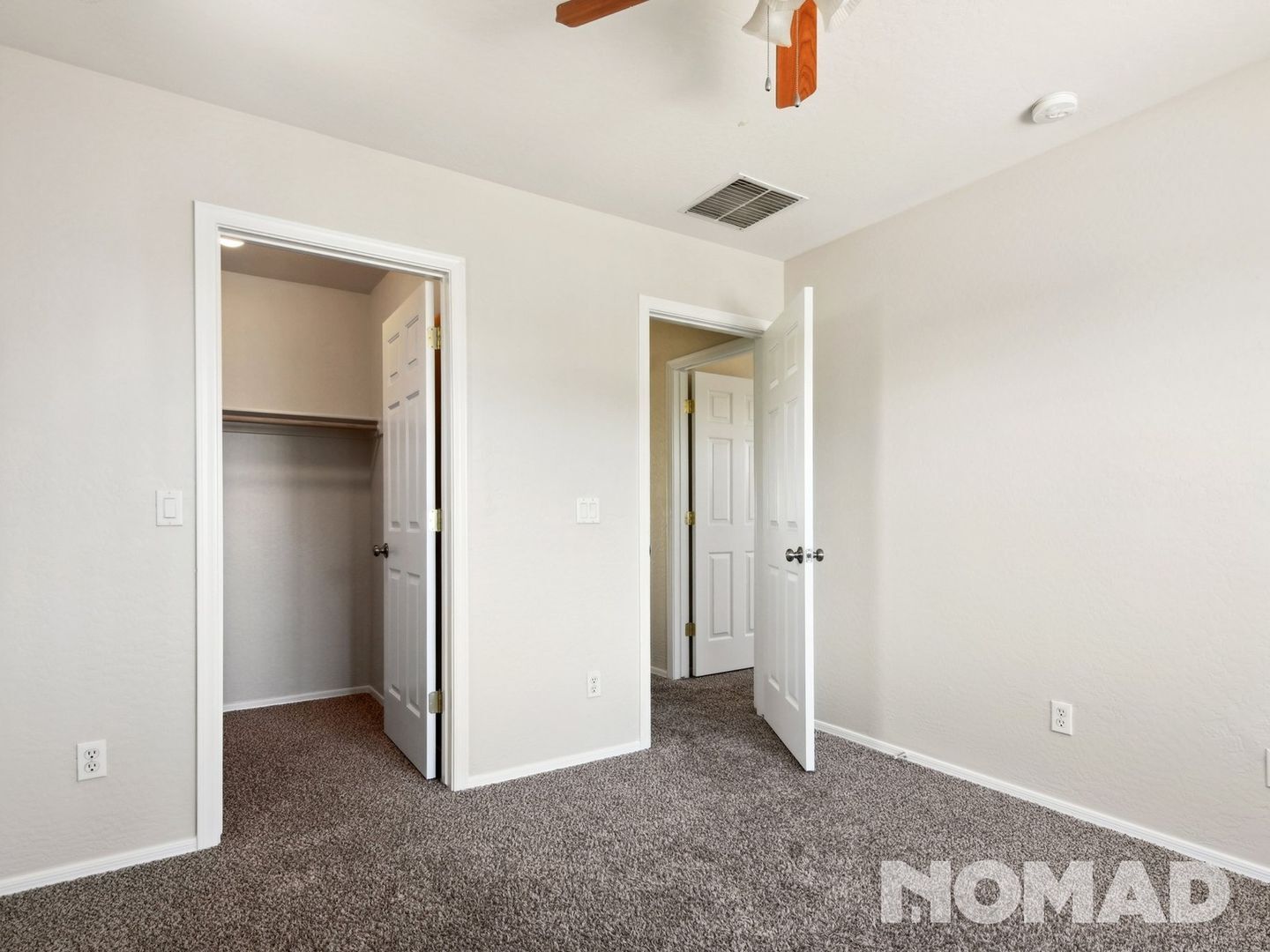 Building Photo - 6041 N Pajaro Ln