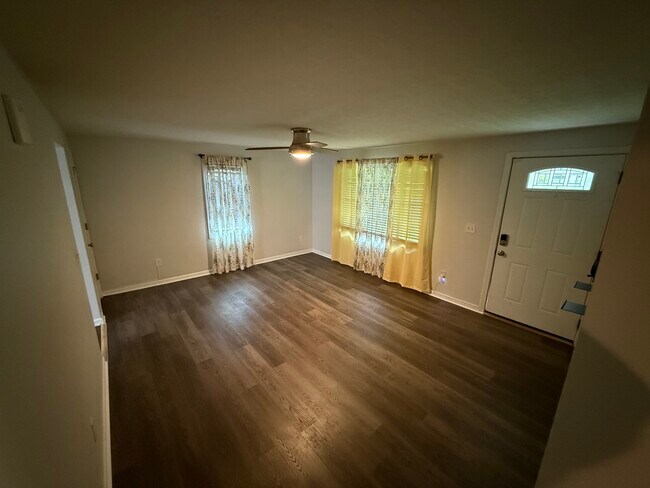 Primary Photo - 2230 Genessee Ave