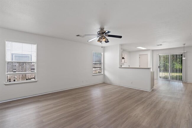 Building Photo - 16225 Hamilton Point Cir