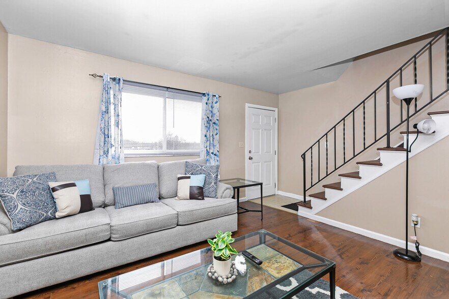 Building Photo - 3543 Otterbein Ave