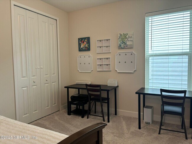 Building Photo - 263 Union Hill Dr