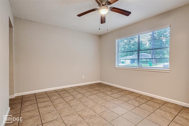 Building Photo - 3539 Willie Way