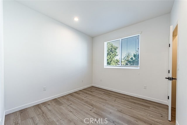 Building Photo - 14944 Moorpark St