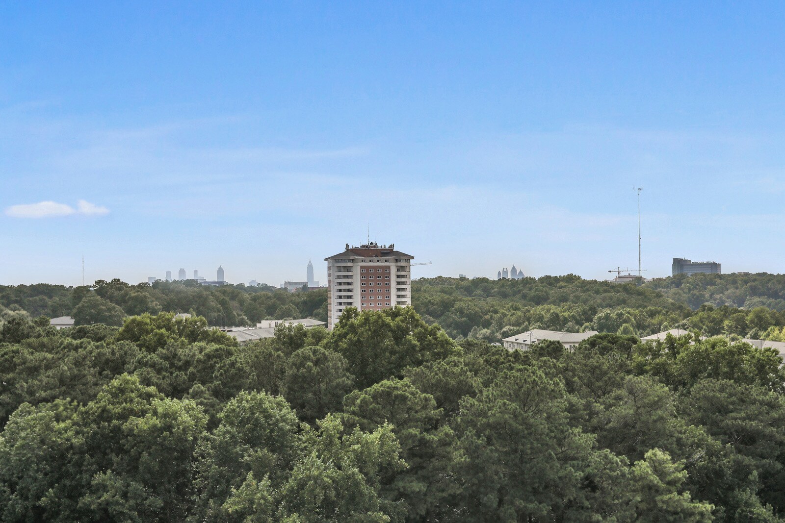 Building Photo - 1501 Clairmont Rd
