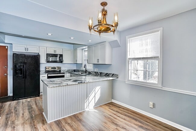 Building Photo - 105 Brandybrook Ln