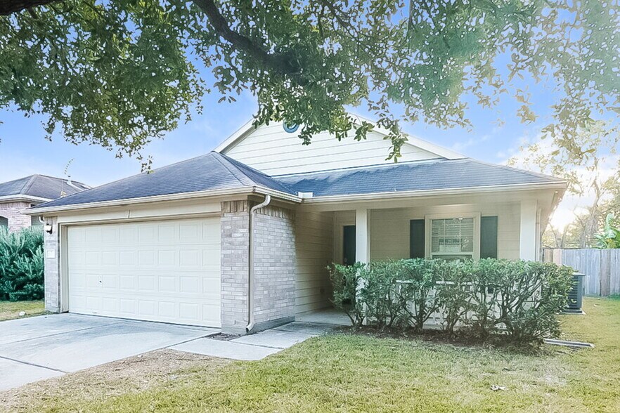 Building Photo - 11303 Northam Dr