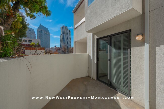 Building Photo - Spacious Marina District 1 Bedroom at Park Row!