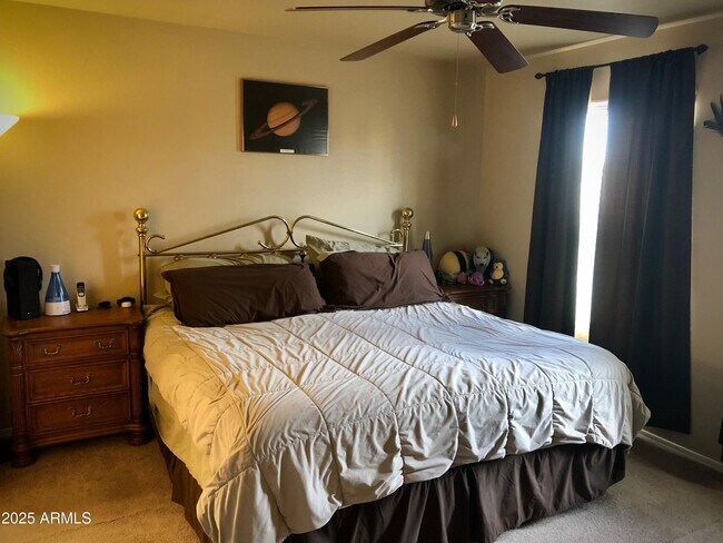 Building Photo - 2401 E Rio Salado Pkwy