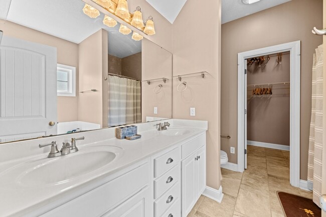 Building Photo - 3234 Austin Ave