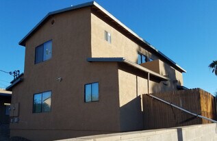 Building Photo - 1401 E Lee St