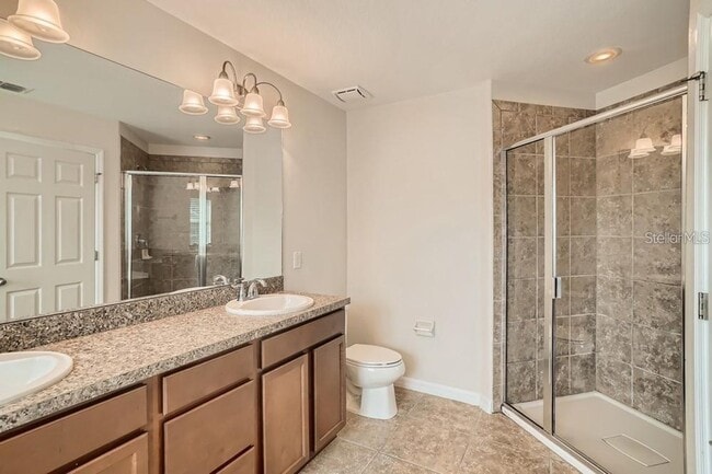 Building Photo - 3 Bed 2.5 Bath Townhome for Rent