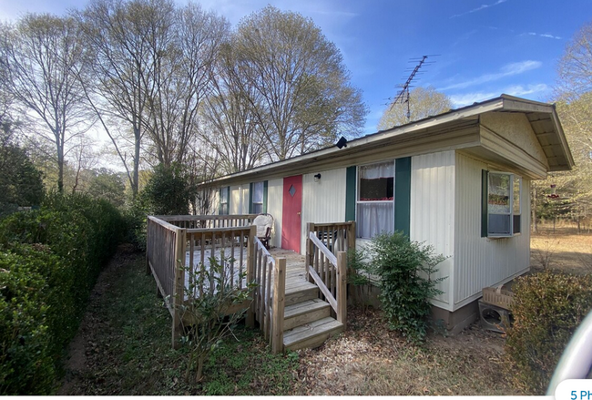 Primary Photo - Affordable home for rent in OCONEE COUNTY