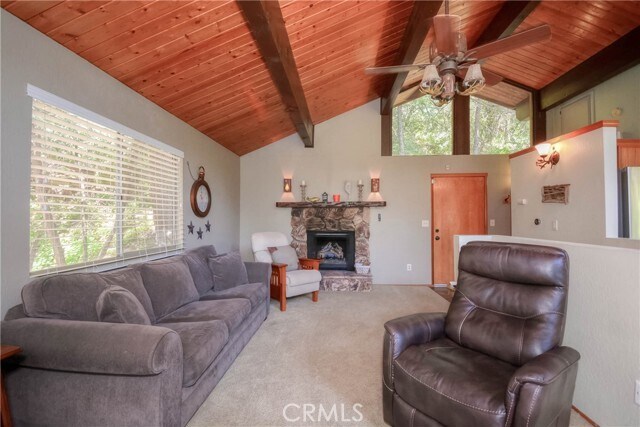 Building Photo - 828 Fern Dr