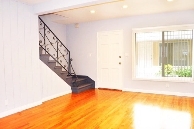 Building Photo - 321 Cameron Pl