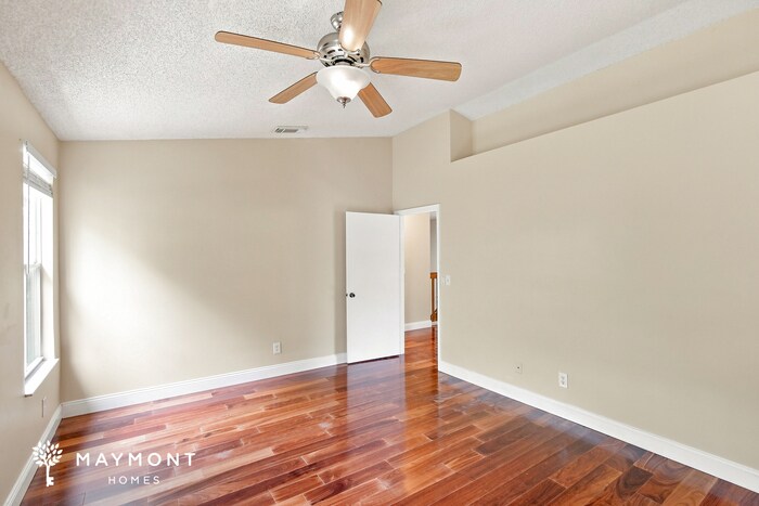 Building Photo - 20742 NW 3rd Ct