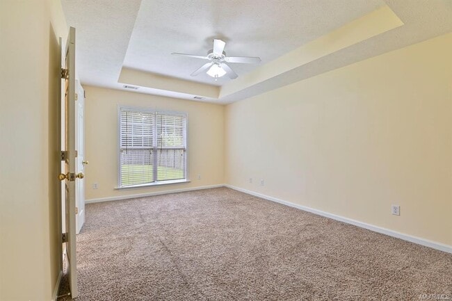 Building Photo - 3830 Claiborne Cir