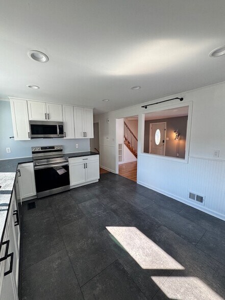 Building Photo - 20 York St