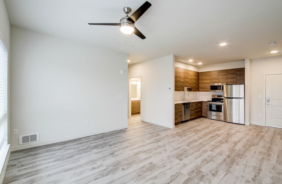 Kinect Broadway 3214 Broadway Ave Everett WA 98201 Apartment Finder