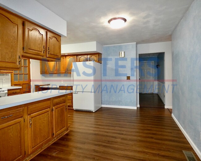 Building Photo - Move-In Special: 50% Off First Month’s Rent!