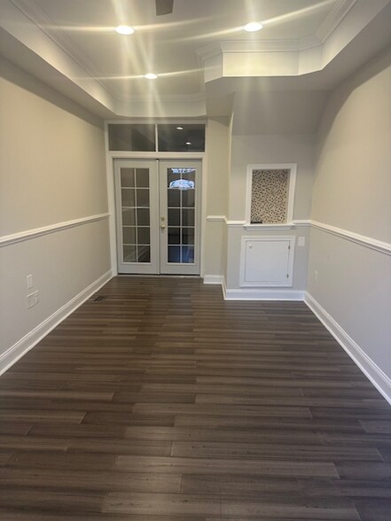 Building Photo - 1129 Washington Blvd