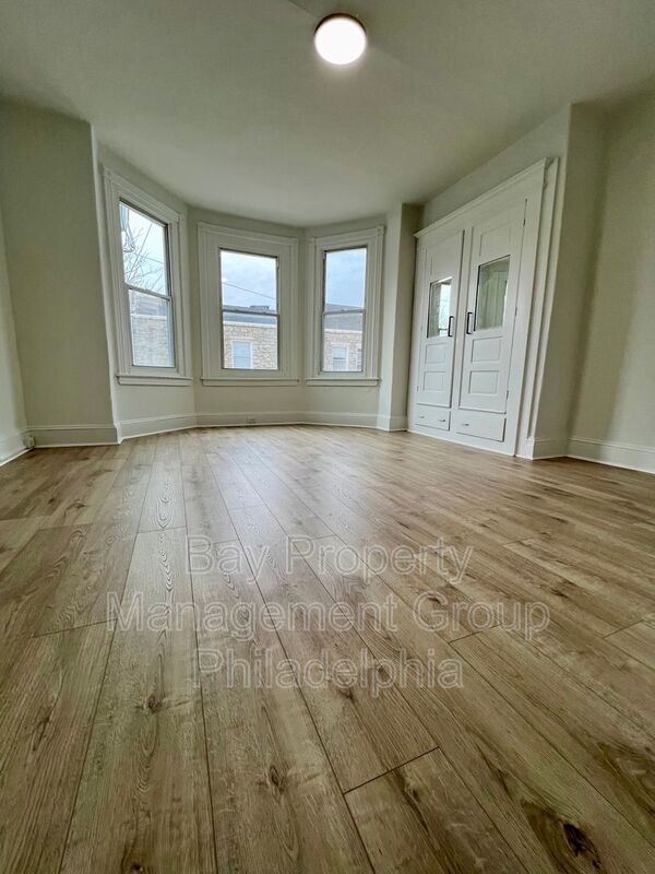 Building Photo - 1917 S Cecil St