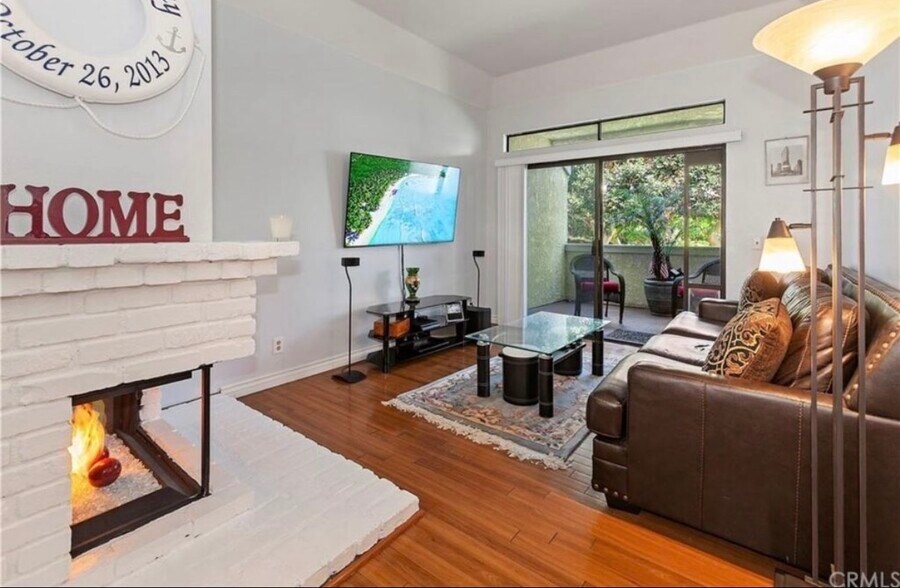 Building Photo - 5145 Tortuga Dr