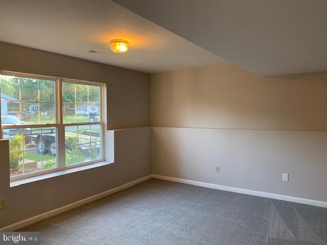 Building Photo - 8717 Forest Glen Cir