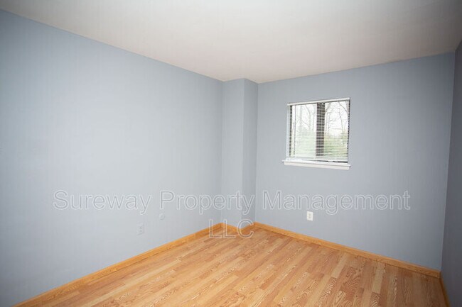 Building Photo - 22 Hamal Ct