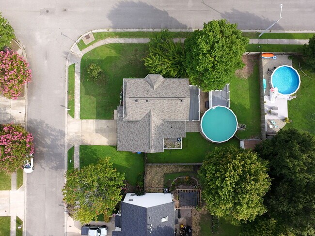 Building Photo - 3100 Merrimac Ct