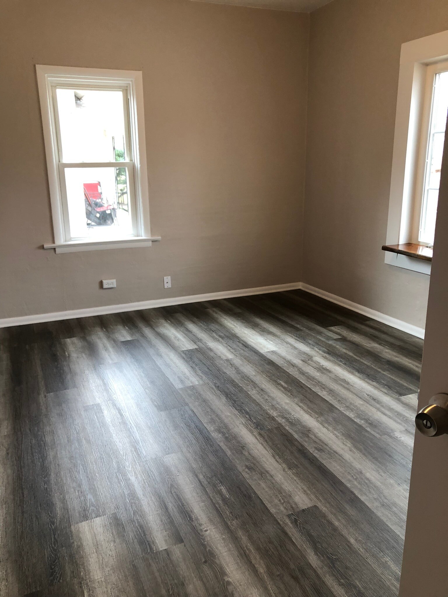 Building Photo - 507 Douglas St