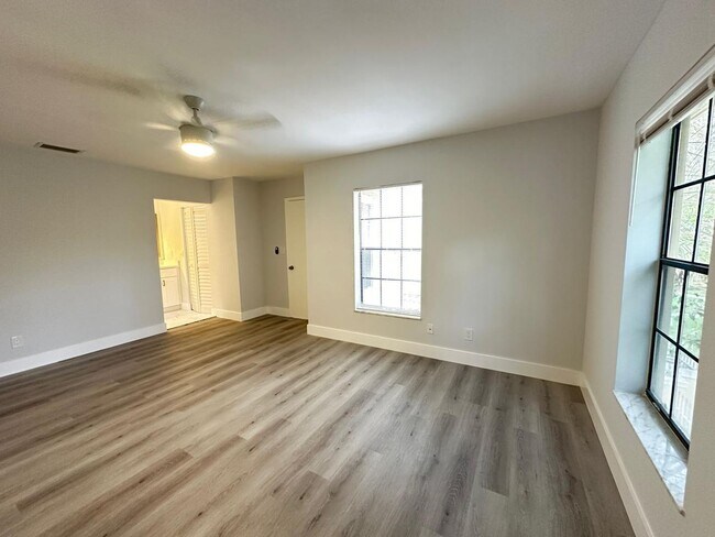 Building Photo - PGA National Beautiful 2 Bedroom 3 Bath Co...