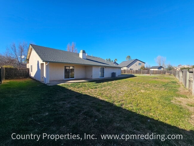 Building Photo - 3875 Meadow Oak Way