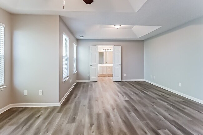 Building Photo - 7144 Springchase Way