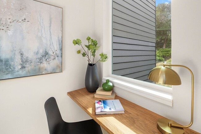 Building Photo - JUST BUILT! 3bd, 2ba Townhome Built with Quality Materials and Thoughtful Design- Ask About FREE ...