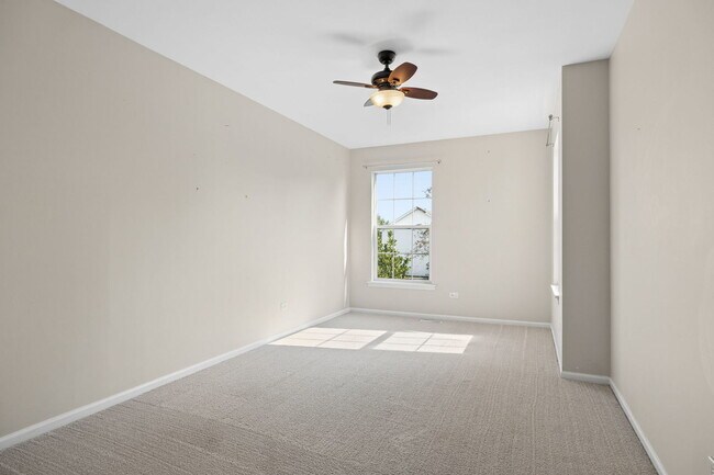 Building Photo - 384 Otto Dr