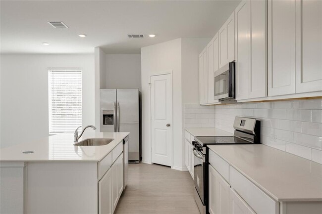 Building Photo - 324 Rock Spgs Dr