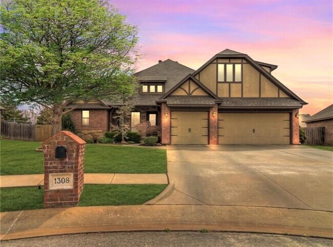 Building Photo - 1308 Glenmere Ct