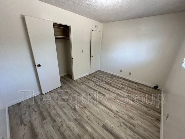 Building Photo - 401 S Valencia Blvd