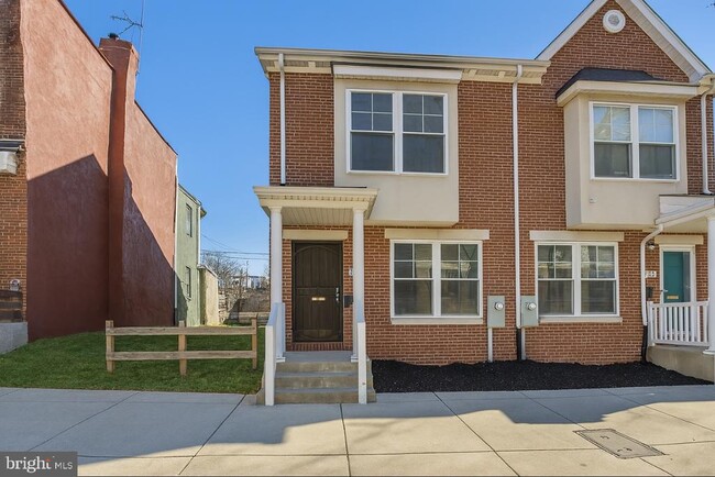 Building Photo - 759 N 44th St