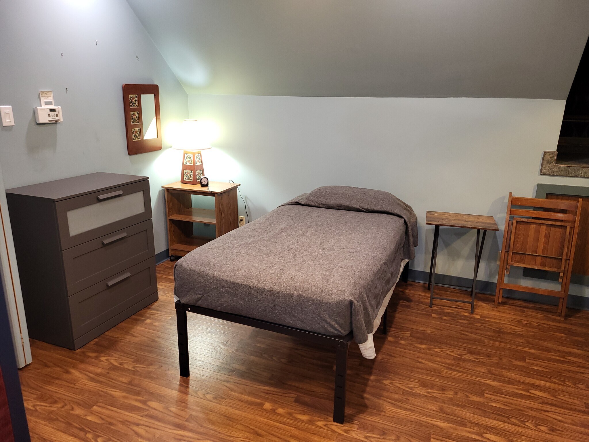 Building Photo - 555 School House Rd