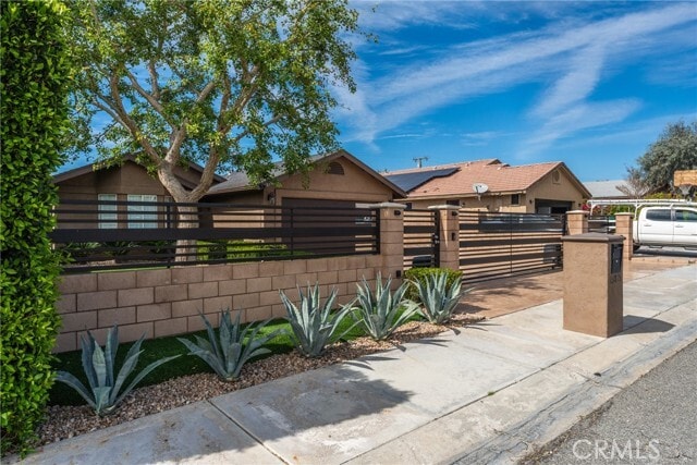 Building Photo - 13815 Del Ray Ln