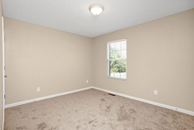 Building Photo - 6622 S Wilson Rd